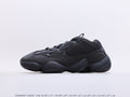 阿迪達斯Adidas YEEZY Desert Rat 椰子500 adidas Yeezy 500 Utility Black 黑武士鞋面採用皮革、麂皮和網眼三種材質打造，以復古氣息十足的adiPrene 中底取代早前的人氣BOOST 緩震設計貨號：F36640#251809009