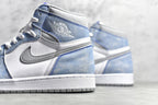 Air Jordan 1 Retro "Hyper Royal" KL薄荷糖/水洗白藍目前市面唯一提前原鞋開發正確鞋面水洗紋路正確鞋頭沖孔正確高頻飛翼LOGO 進口原廠皮料貨號:555088 402