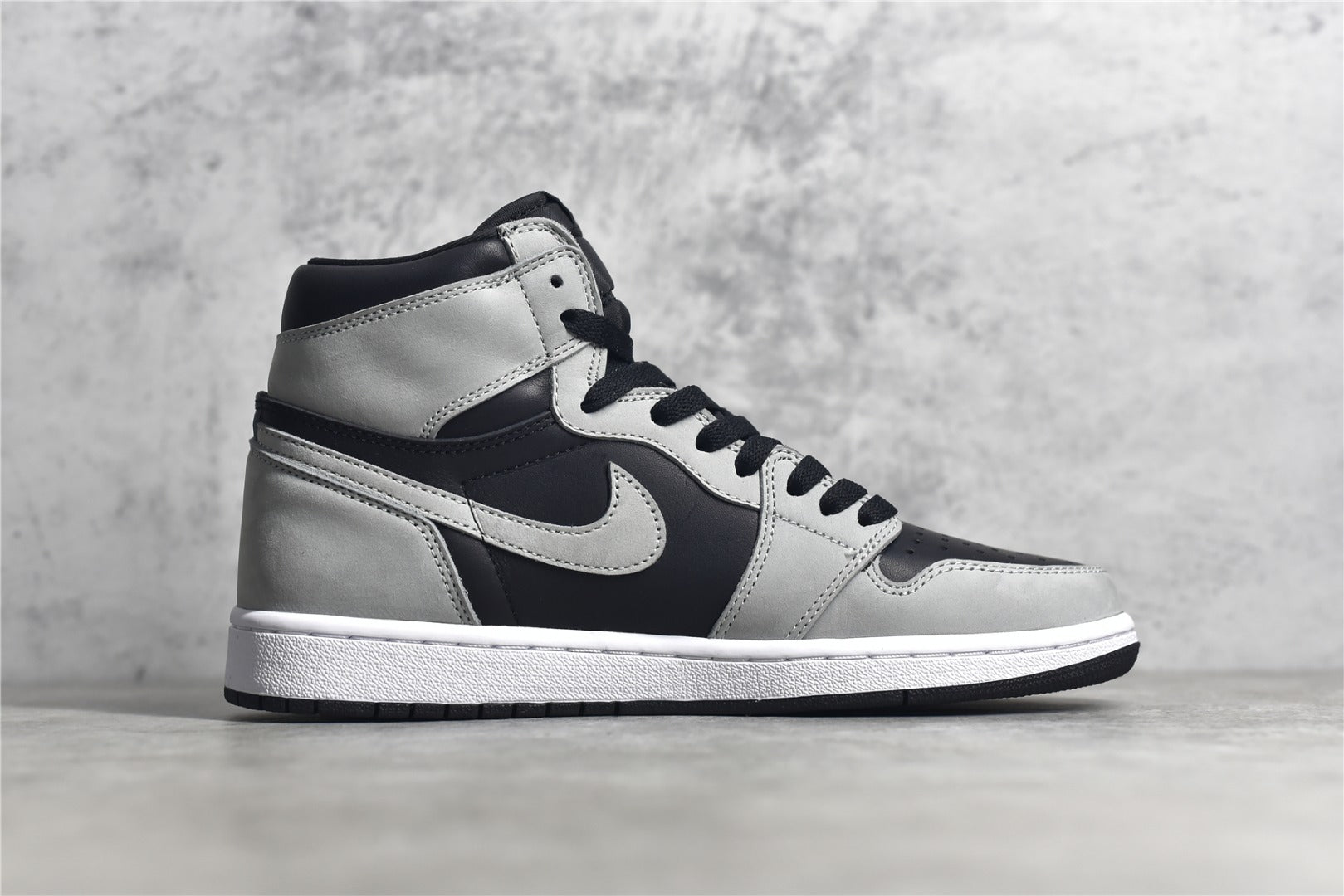 Air Jordan 1 影子2.0 歷時數月開發原鞋比對匹配率99.9% 原楦原紙板鞋型自觀懂貨的老鐵就知道這是什麼貨Prime Asia原廠皮料飛翼3D高頻原廠模具鞋盒防塵紙均採購來自原廠不用拼圖大幾率過驗貨號：553838350383503835037503750375037503750375037503750375037503083)？ 39 40 40.5 41 42 42.5 43 44 44.5 45 46 47