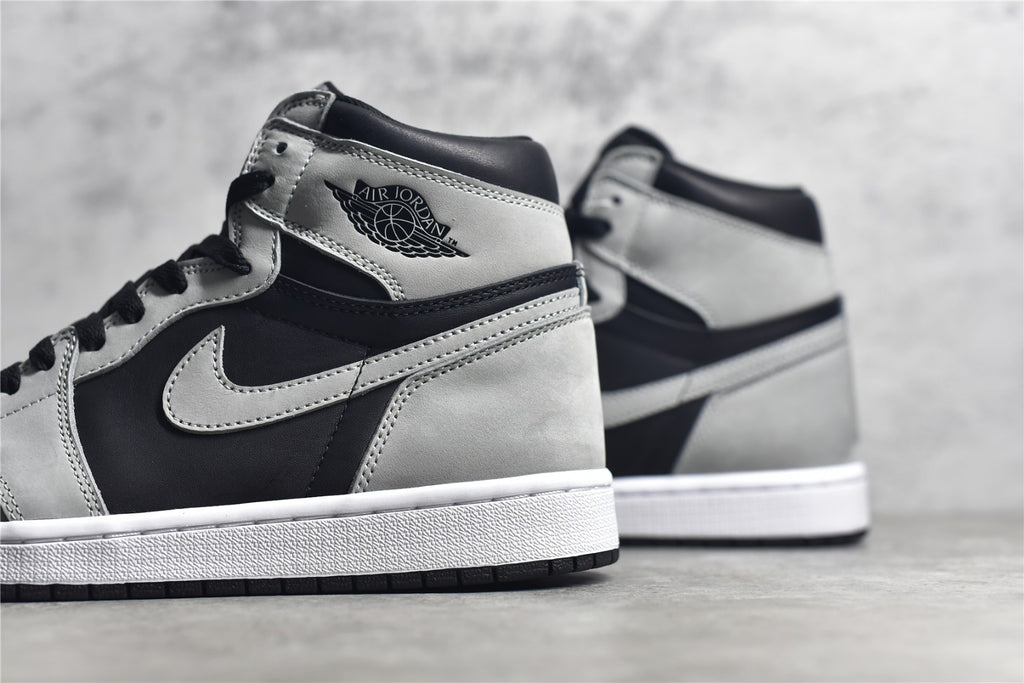 Air Jordan 1 影子2.0 歷時數月開發原鞋比對匹配率99.9% 原楦原紙板鞋型自觀懂貨的老鐵就知道這是什麼貨Prime Asia原廠皮料飛翼3D高頻原廠模具鞋盒防塵紙均採購來自原廠不用拼圖大幾率過驗貨號：553838350383503835037503750375037503750375037503750375037503083)？ 39 40 40.5 41 42 42.5 43 44 44.5 45 46 47