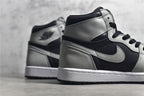 Air Jordan 1 影子2.0 歷時數月開發原鞋比對匹配率99.9% 原楦原紙板鞋型自觀懂貨的老鐵就知道這是什麼貨Prime Asia原廠皮料飛翼3D高頻原廠模具鞋盒防塵紙均採購來自原廠不用拼圖大幾率過驗貨號：553838350383503835037503750375037503750375037503750375037503083)？ 39 40 40.5 41 42 42.5 43 44 44.5 45 46 47
