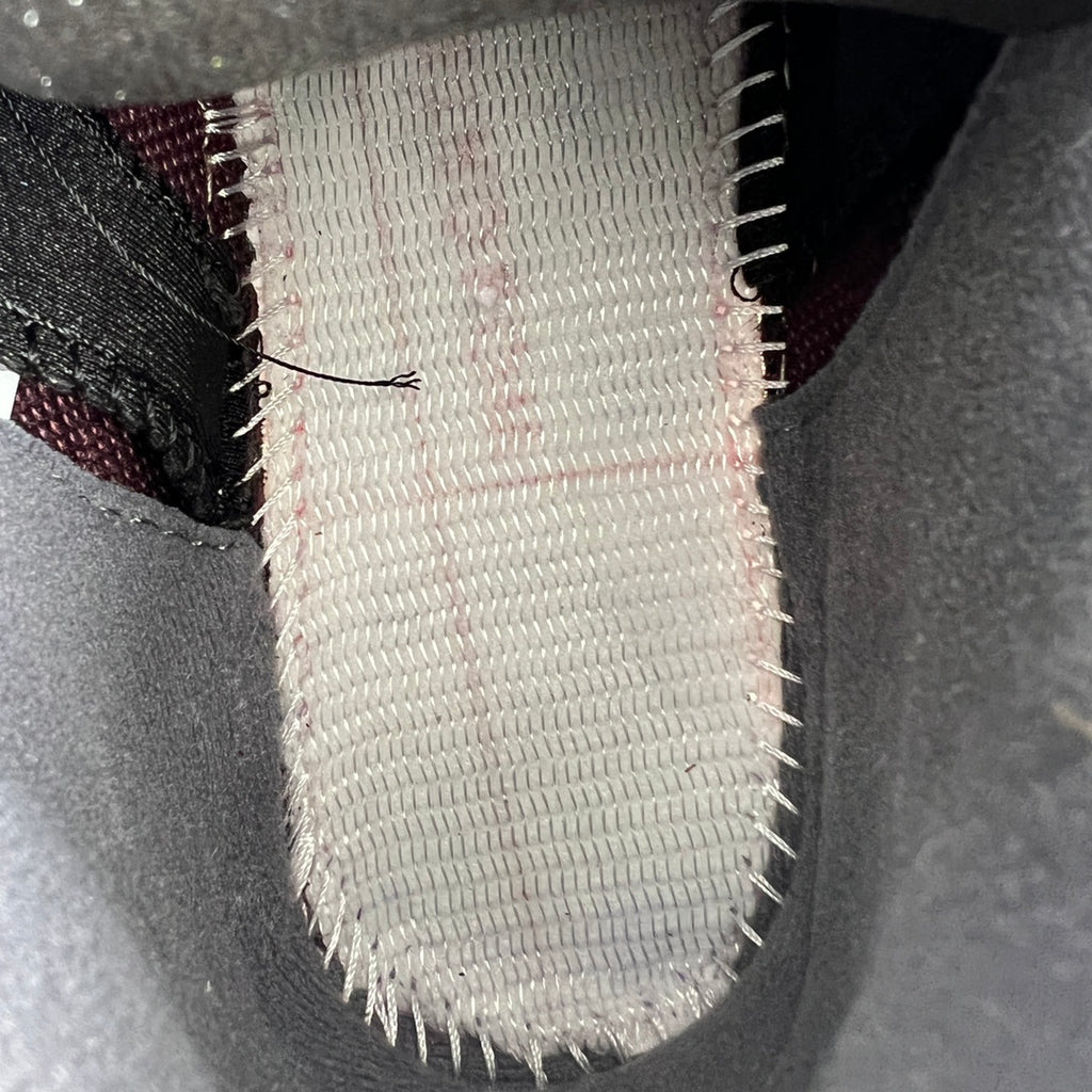 aj5勃根地紅！ 尺寸40-47.5全碼出貨！ 外貿大廠出品的產物！首輪貨量不多！ DZ4131-600！編碼YTH430！