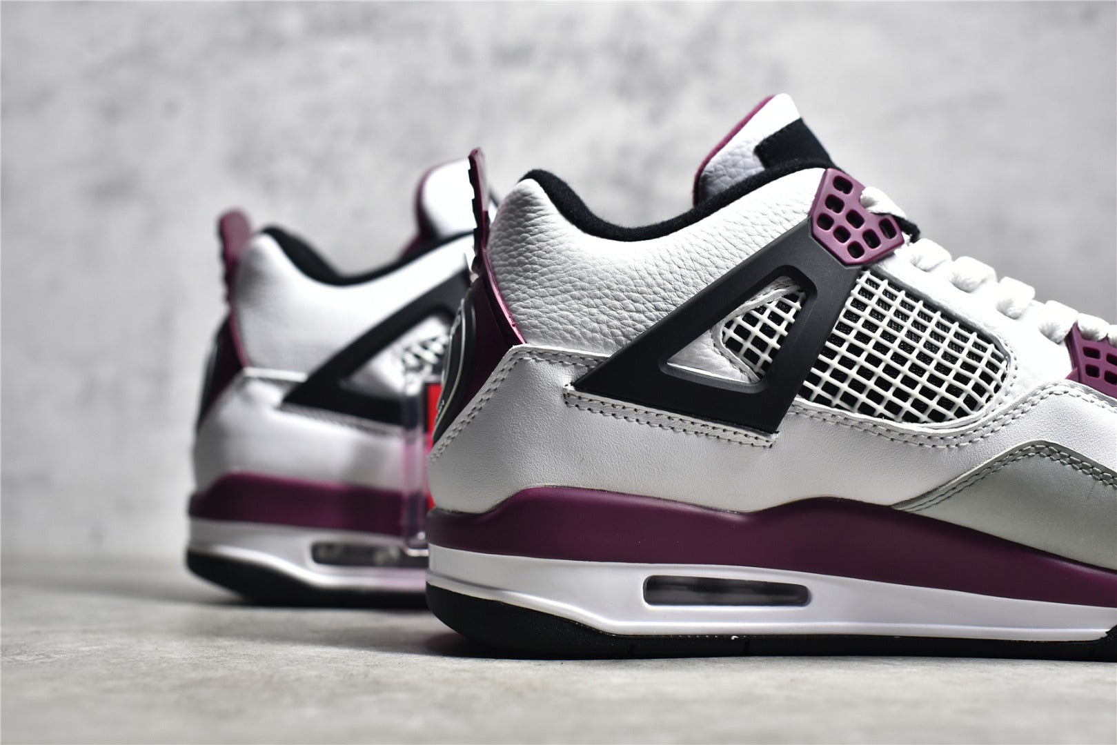 外貿A版最強性價比Air Jordan 4 大巴黎清潔度高鞋型正用料真實後續配色陸續出貨全頭層秒殺市面偽純原真正做到市面最強性價比細節無壓力Size：40/46