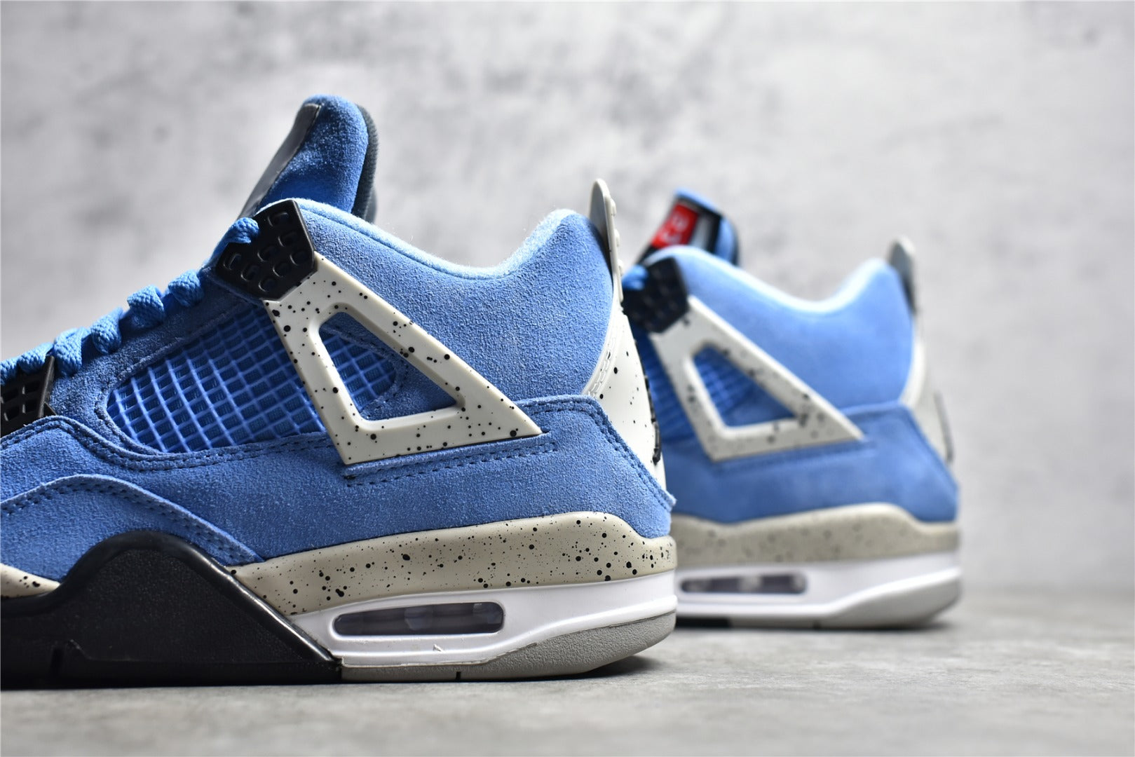 外貿A版最強性價比Air Jordan 4 大學藍CT8527-400 清潔度高鞋型正用料真實後續配色陸續出貨全頭層秒殺市面偽純原真正做到市面最強性價比細節無壓力Size：40/46
