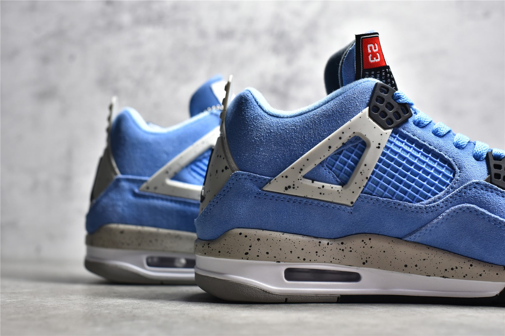 外貿A版最強性價比Air Jordan 4 大學藍CT8527-400 清潔度高鞋型正用料真實後續配色陸續出貨全頭層秒殺市面偽純原真正做到市面最強性價比細節無壓力Size：40/46