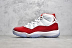 外貿專供純原Air Jordan 11 Retro 高幫男子文化籃球鞋國內一線大廠出品知名廠牌同源原鞋原數據紙板開發原裝碳板加持內置全掌Sole氣墊原檔案電繡Jump Logo 鞋面沖裁標準點位美人尖原鞋匹配度高達98% Size：40 40.5 41 42 42.5 43 44 44.5 45 46 47.5