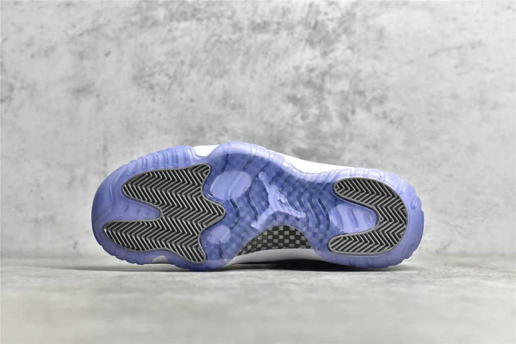 # W1版莞產批次Air Jordan AJ11 系列新貨無氧化最強性價比版本原廠漆皮防凍不開裂水晶大底正確色度色澤原楦原數據刺繡原廠車縫走線及對位毫釐不差飛人logo採用原數據電腦刺繡碳纖維真實碳板增強型防扭殼原廠汽車防扭蓋 4045450450503050000345：40004545000345：40450000345：4044445：30444444：404444：4040404：4040013：4040017000000000 42 42.5 43 44 44.5 45 46