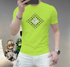 LV 這個春天，讓肌膚感受極致的溫柔與舒適！ 👕 全新男士夏季圓領蠶絲棉短袖T卹，現已優雅登場！ 🌟 精選優質蠶絲棉，柔軟透氣，輕盈貼合，讓你在炎炎夏日也能保持清爽自在。 🌟 經典圓領設計，簡約而不簡單，無論是日常出街或休閒聚會，都能輕鬆駕馭。 🌟 多種時尚色彩選擇，滿足你對個性的追求，讓每一天都充滿新鮮感。 尺寸M-5XL