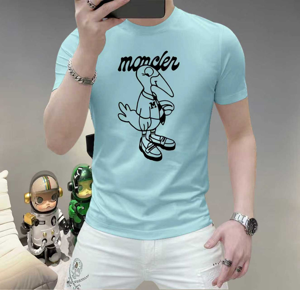 蒙口這個春天，讓肌膚感受極致的溫柔與舒適！ 👕 全新男士夏季圓領蠶絲棉短袖T卹，現已優雅登場！ 🌟 精選優質蠶絲棉，柔軟透氣，輕盈貼合，讓你在炎炎夏日也能保持清爽自在。 🌟 經典圓領設計，簡約而不簡單，無論是日常出街或休閒聚會，都能輕鬆駕馭。 🌟 多種時尚色彩選擇，滿足你對個性的追求，讓每一天都充滿新鮮感。 尺寸M-5XL