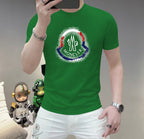 蒙口這個春天，讓肌膚感受極致的溫柔與舒適！ 👕 全新男士夏季圓領蠶絲棉短袖T卹，現已優雅登場！ 🌟 精選優質蠶絲棉，柔軟透氣，輕盈貼合，讓你在炎炎夏日也能保持清爽自在。 🌟 經典圓領設計，簡約而不簡單，無論是日常出街或休閒聚會，都能輕鬆駕馭。 🌟 多種時尚色彩選擇，滿足你對個性的追求，讓每一天都充滿新鮮感。 尺寸M-5XL