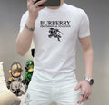 巴寶莉這個春天，讓肌膚感受極致的溫柔與舒適！ 👕 全新男士夏季圓領蠶絲棉短袖T卹，現已優雅登場！ 🌟 精選優質蠶絲棉，柔軟透氣，輕盈貼合，讓你在炎炎夏日也能保持清爽自在。 🌟 經典圓領設計，簡約而不簡單，無論是日常出街或休閒聚會，都能輕鬆駕馭。 🌟 多種時尚色彩選擇，滿足你對個性的追求，讓每一天都充滿新鮮感。 尺寸M-5XL