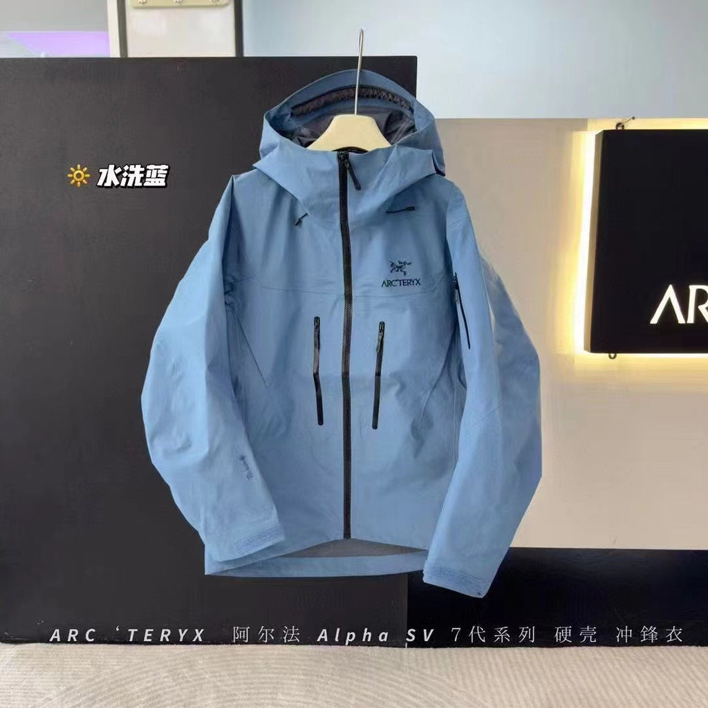 要有一件陪自己去哪都能穿的衣服。