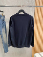 紀梵希25SS【新品】最新最頂級版本精美工藝圓領衛衣，最頂級的品質專櫃原單套頭衫，頂級製作工藝進口面料，專櫃品質重工刺繡設計，採用進口高端訂製面料，進口絲線手感一流！男女同款官網在販售！三標齊全碼數：s-xl