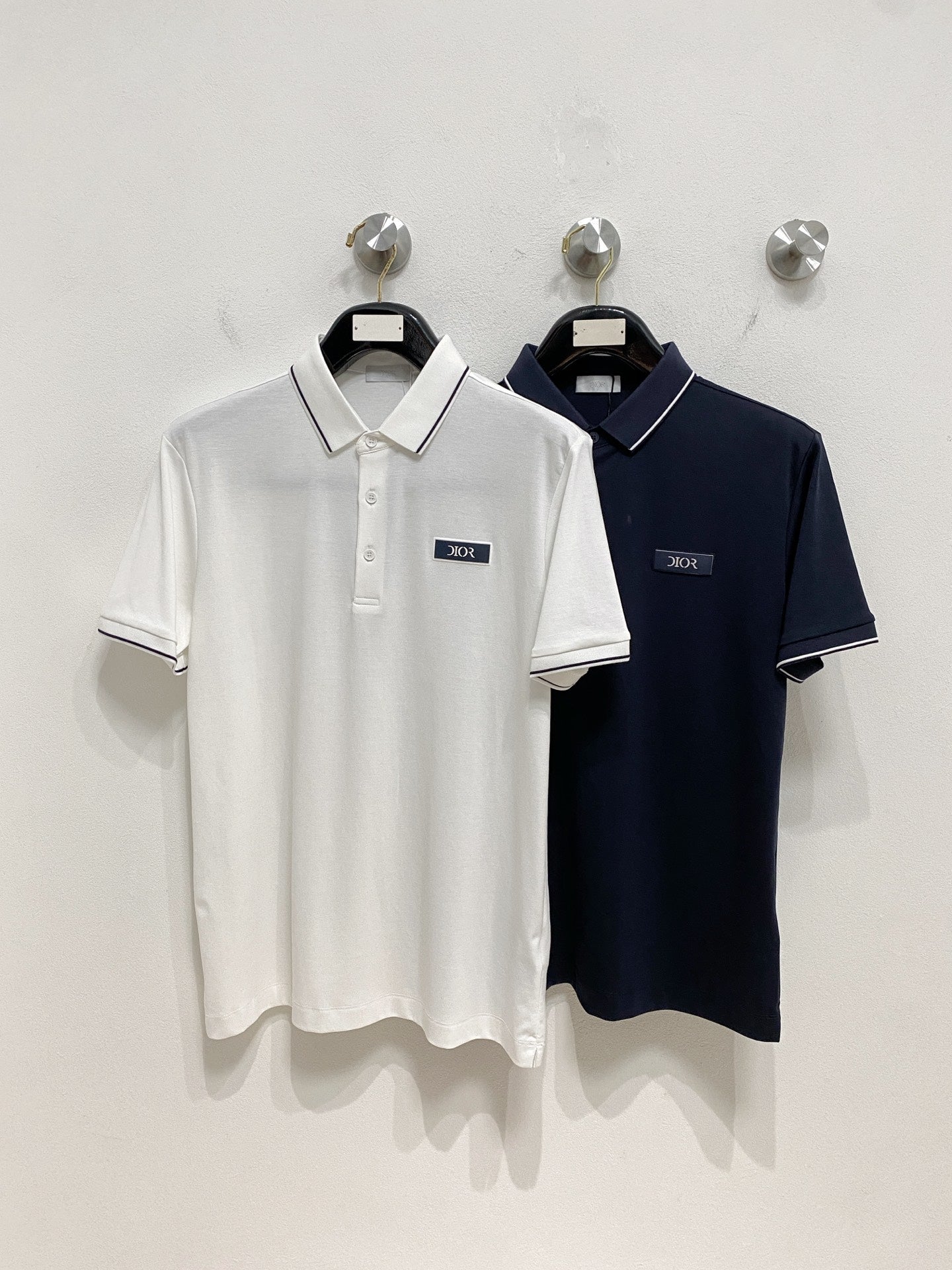 開春新品新品上市迪奧2026ss夏日新款字母logo男士翻領Polo衫！