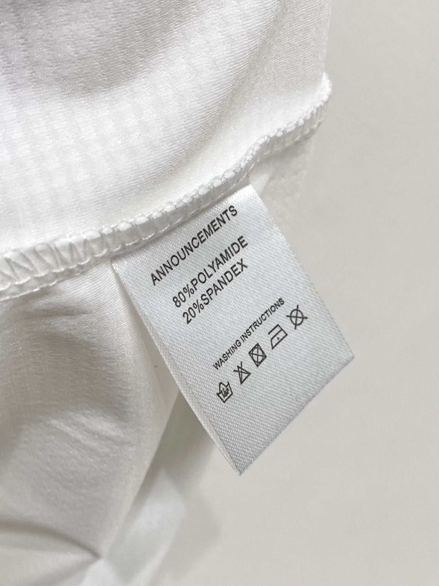 巴寶莉2026ss夏季新款字母logo男士翻領Polo衫！ 顏色：多顏色尺寸：M-4xl