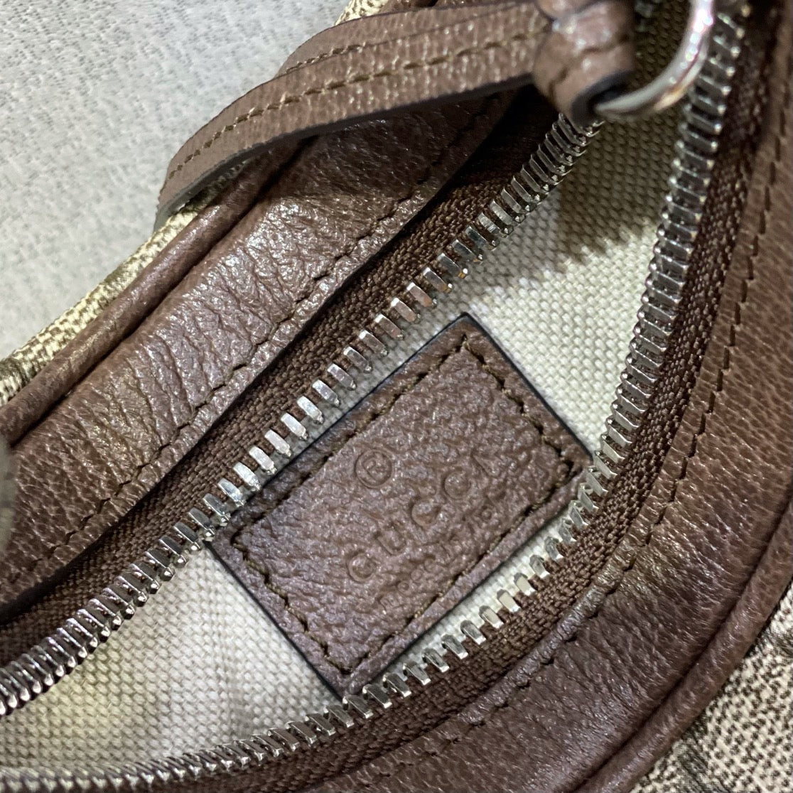 ▪大貨實拍𝗚𝘂𝗰𝗰𝗶 𝗔𝘁𝘁𝗮𝗰𝗵𝗲新品系列型號：699409 尺寸：23*22*5cm#15856