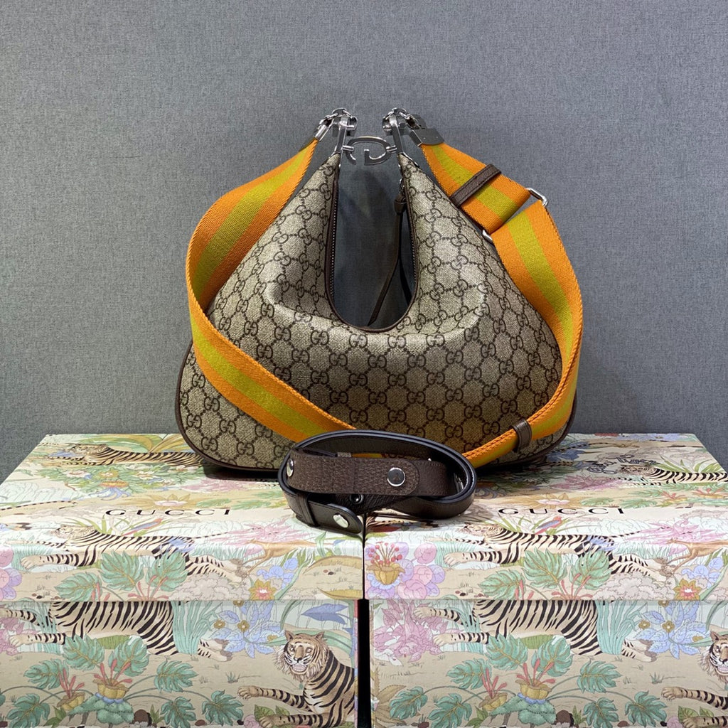 ▪大貨實拍𝗚𝘂𝗰𝗰𝗶 𝗔𝘁𝘁𝗮𝗰𝗵𝗲新品系列型號：702823 尺寸：35*32*6cm#15976