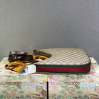 ▪大貨實拍𝗚𝘂𝗰𝗰𝗶 𝗔𝘁𝘁𝗮𝗰𝗵𝗲新品系列型號：702823 尺寸：35*32*6cm#15976