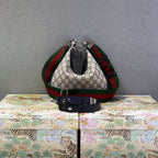 ▪大貨實拍𝗚𝘂𝗰𝗰𝗶 𝗔𝘁𝘁𝗮𝗰𝗵𝗲新品系列型號：699409 尺寸：23*22*5cm#16096
