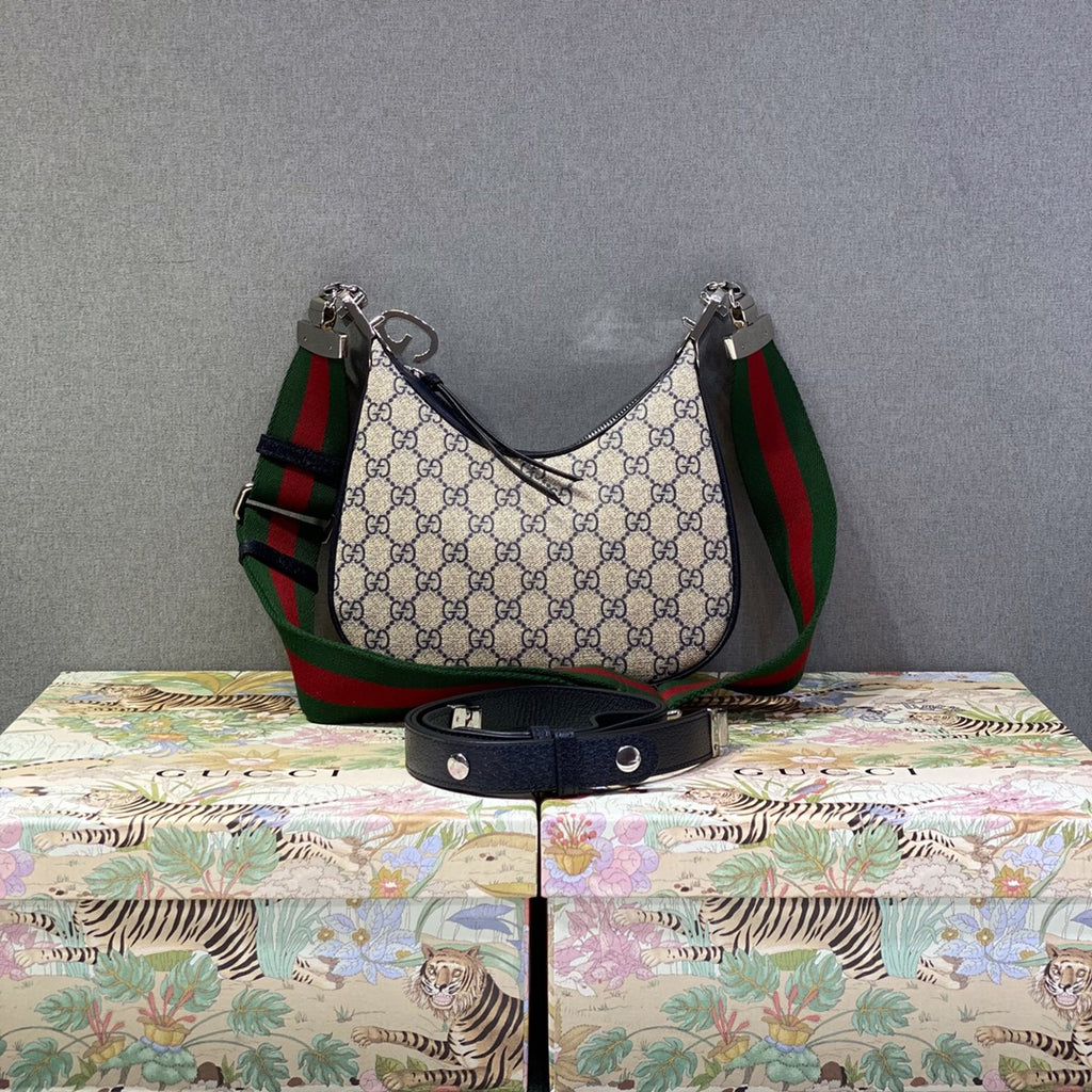 ▪大貨實拍𝗚𝘂𝗰𝗰𝗶 𝗔𝘁𝘁𝗮𝗰𝗵𝗲新品系列型號：699409 尺寸：23*22*5cm#16096