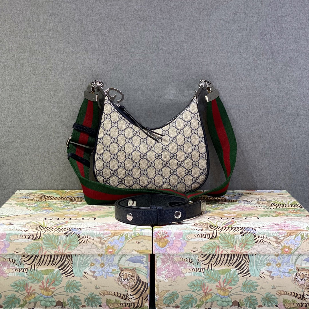 ▪大貨實拍𝗚𝘂𝗰𝗰𝗶 𝗔𝘁𝘁𝗮𝗰𝗵𝗲新品系列型號：699409 尺寸：23*22*5cm#16096