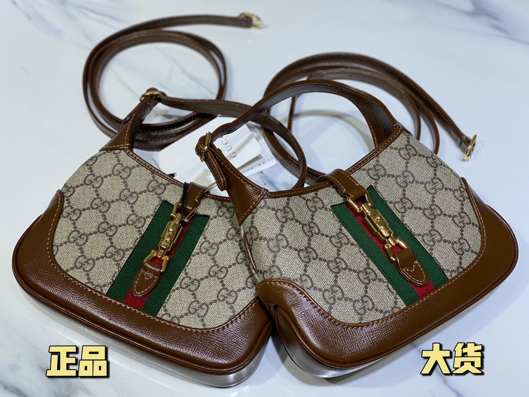 🔥正品𝐕𝐒大貨全新𝕁𝕒𝕔𝕜𝕚𝕖 𝟙𝟡𝟞𝟙 𝕄𝕚𝕟*3