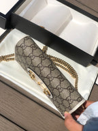 尺寸:19×10×4cm（05680898） Gucci海外渠道资源特供❗️1955系列马衔扣WOC链条包！
