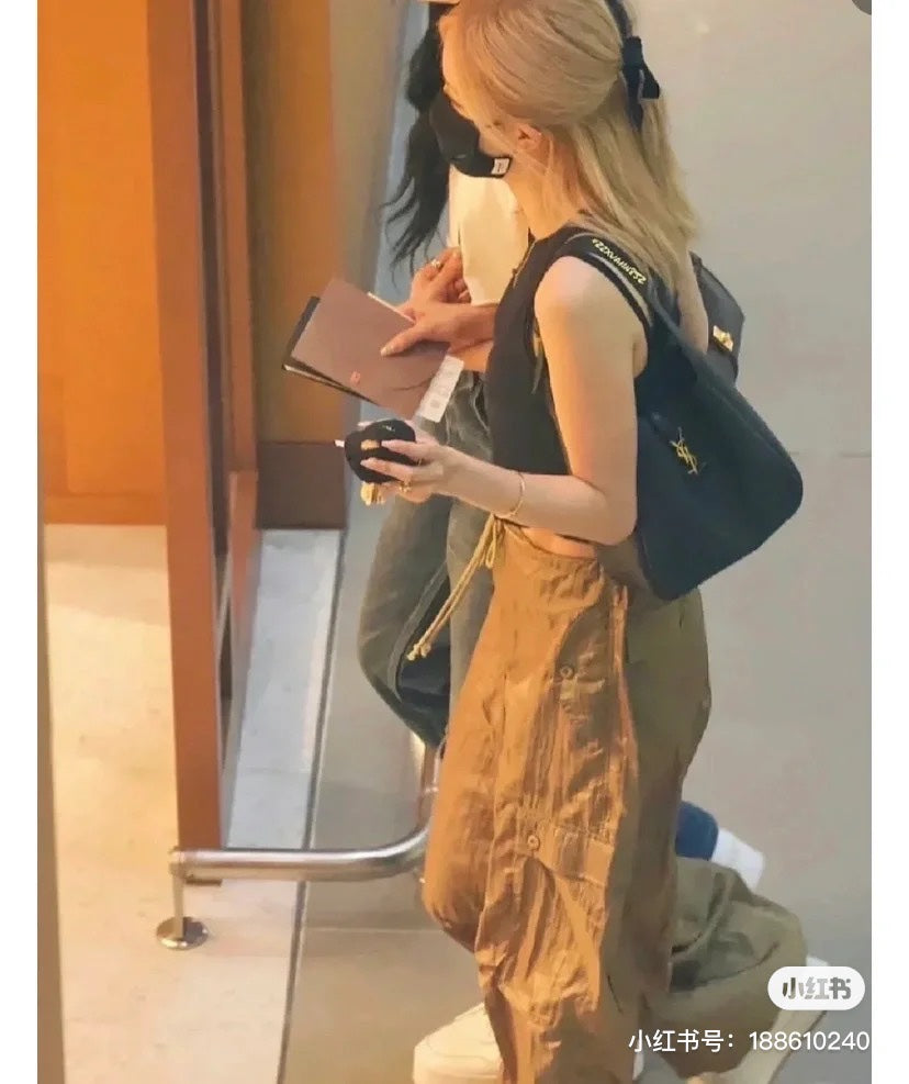 樸彩英同款hobo bags重磅推薦‼ ️ 這款是YSL5A7的升級版容量更大更立體而且任意搭配休閒與女人風格💓