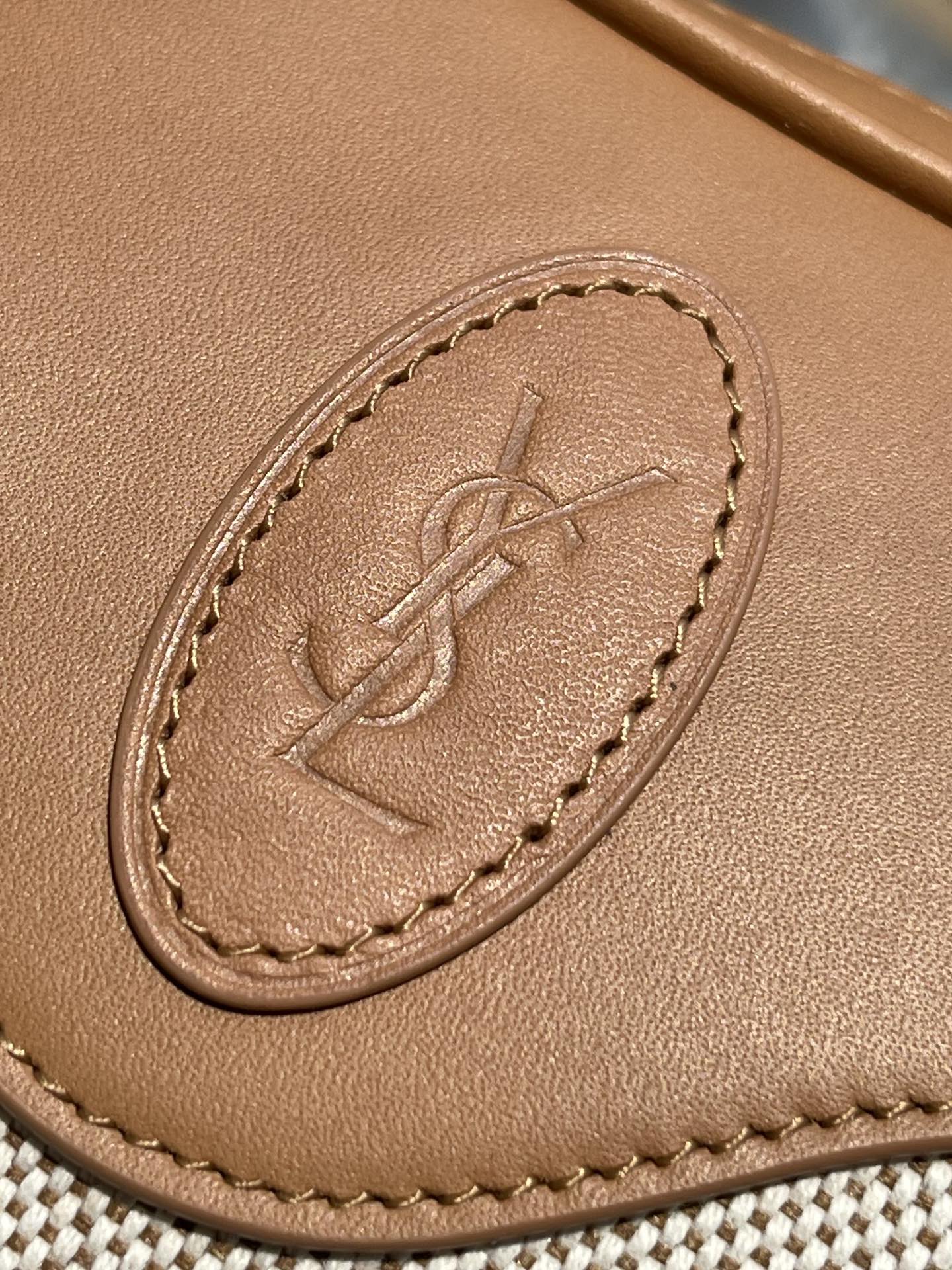 YSL 聖羅蘭2021最新CŒUR帆布手袋，帆布配皮單肩斜背包，尺寸：20X17X6cm 編號：#736363650