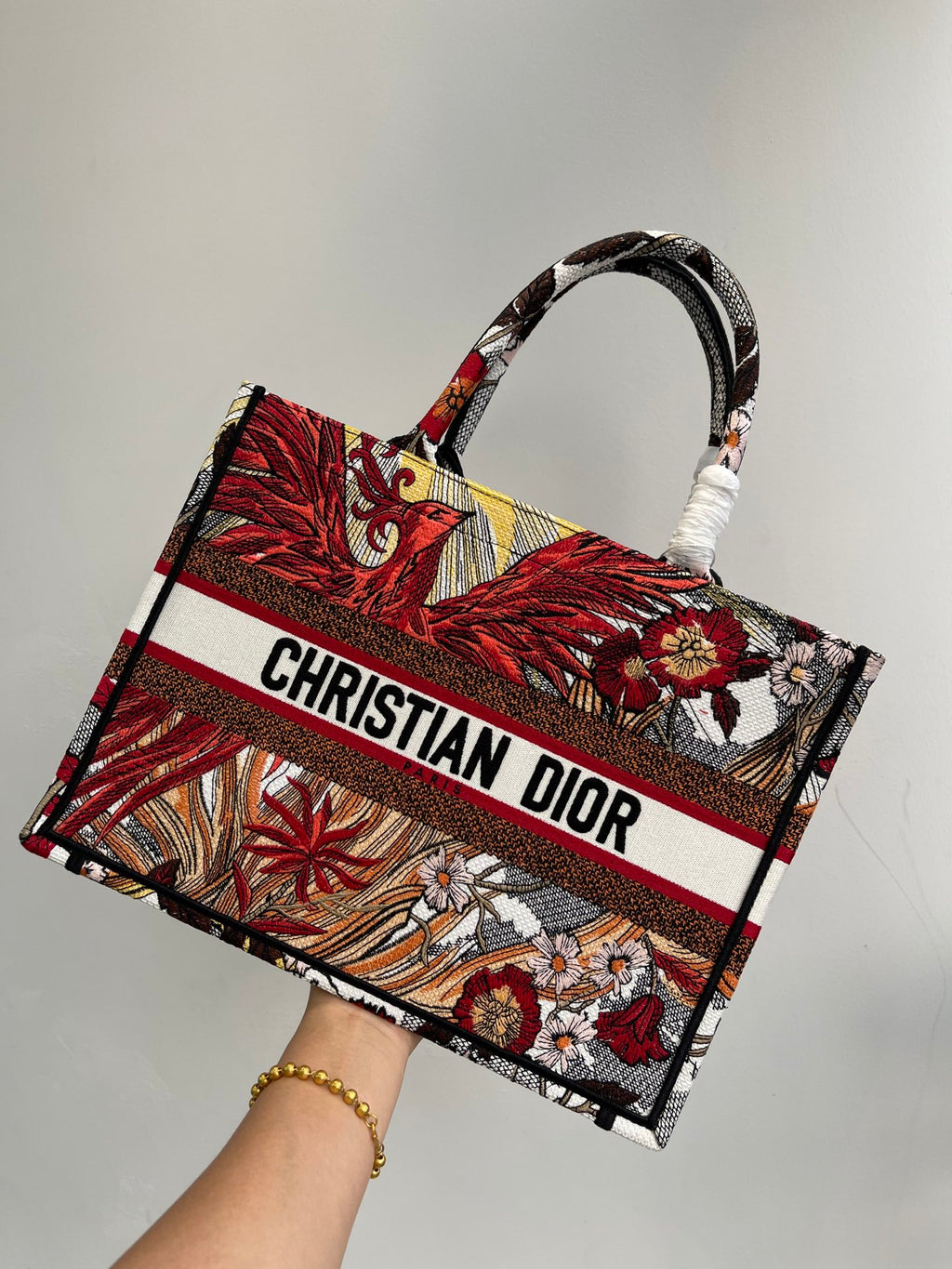 D1or迪奧小號夏日椰林刺繡單肩手提包、購物袋，BOOK TOTE AROUND THE WORLR最新系列，尺寸：36.5/28/16cm。 編號：#826363600