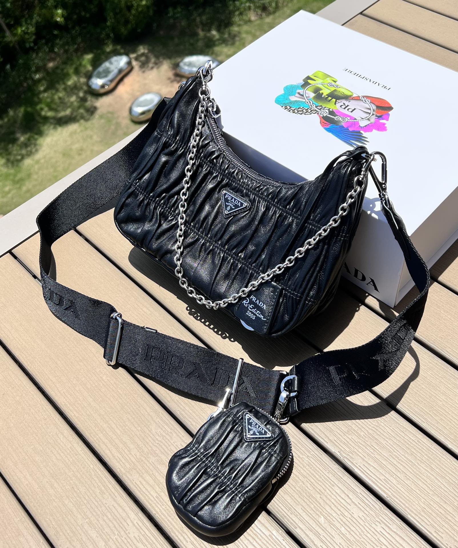 尺寸:23×17×6cm（571050898） PRADA通路資源特供hobo三合一❗️Prada褶皺三合一