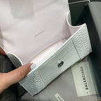 【mini號】💁🏿‍♀原單Balencia巴黎家，本季重磅【鱷魚白色】沙漏包，支持驗貨。尺寸：19-8-21cm#15640