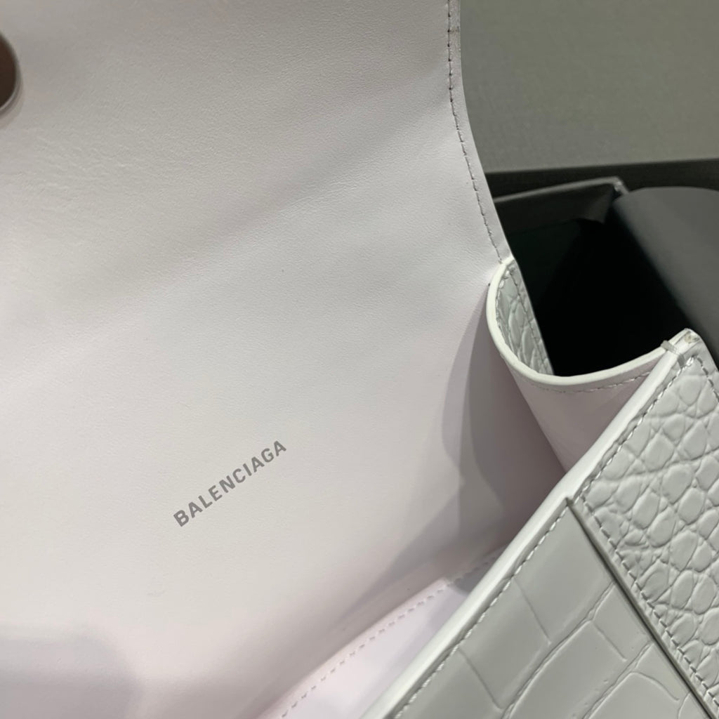 【mini號】💁🏿‍♀原單Balencia巴黎家，本季重磅【鱷魚白色】沙漏包，支持驗貨。尺寸：19-8-21cm#15640