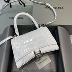 【小號】💁🏿‍♀原單Balencia巴黎家，本季重磅【鱷魚白色】沙漏包，尺寸：23-10-14cm⚠～15700