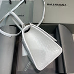 【小號】💁🏿‍♀原單Balencia巴黎家，本季重磅【鱷魚白色】沙漏包，尺寸：23-10-14cm⚠～15700