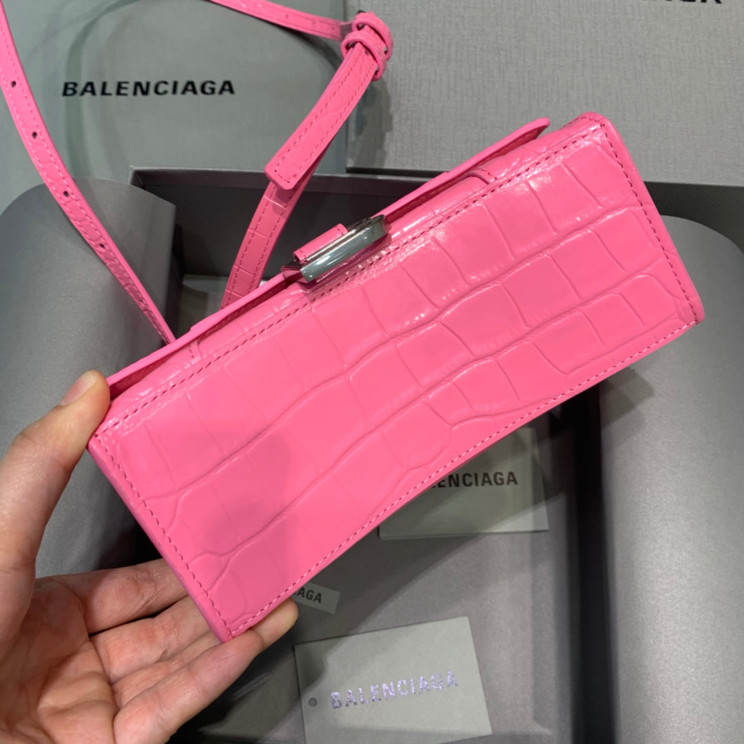【mini號】💁🏿‍♀原單Balencia巴黎家，本季重磅【粉紅鱷魚】沙漏包，尺寸：19-8-21cm⚠#15640