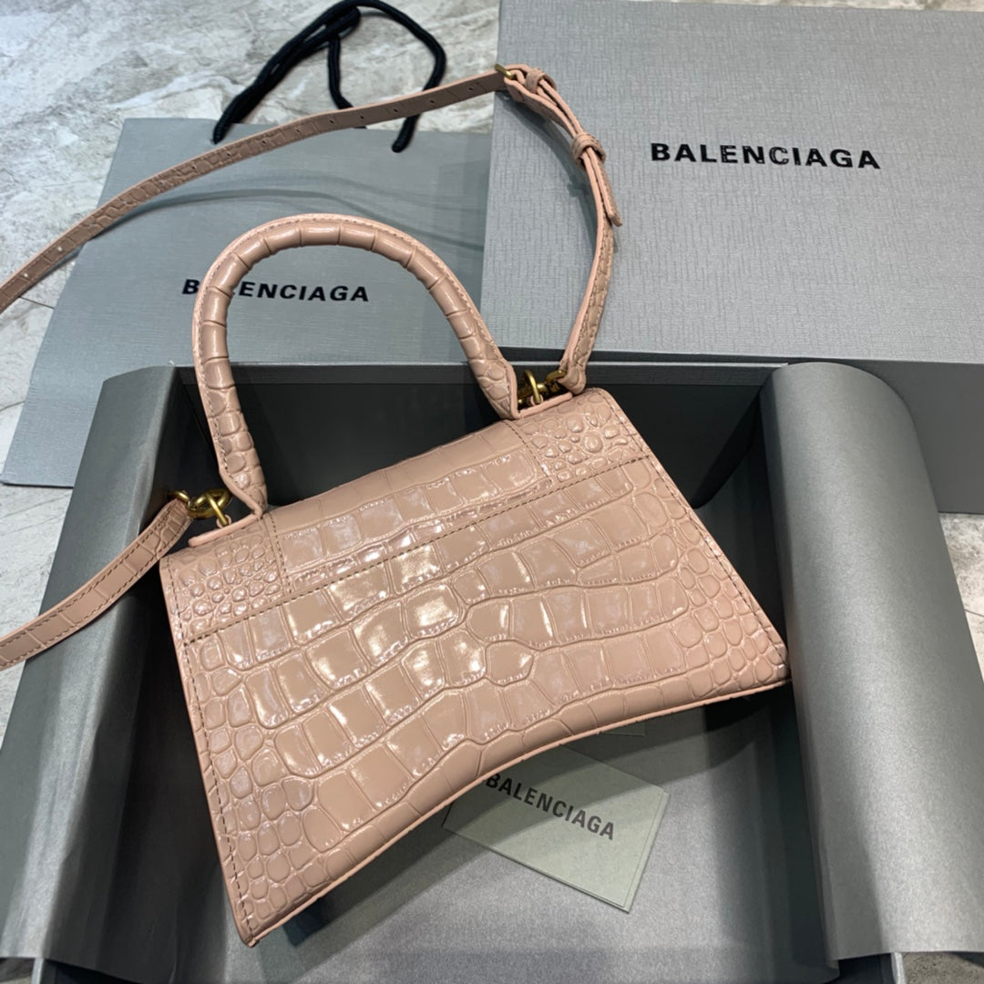 【小號】💁🏿‍♀原單Balencia巴黎家，本季重磅【裸粉色鱷魚】沙漏包，尺寸：23-10-14cm⚠#15700