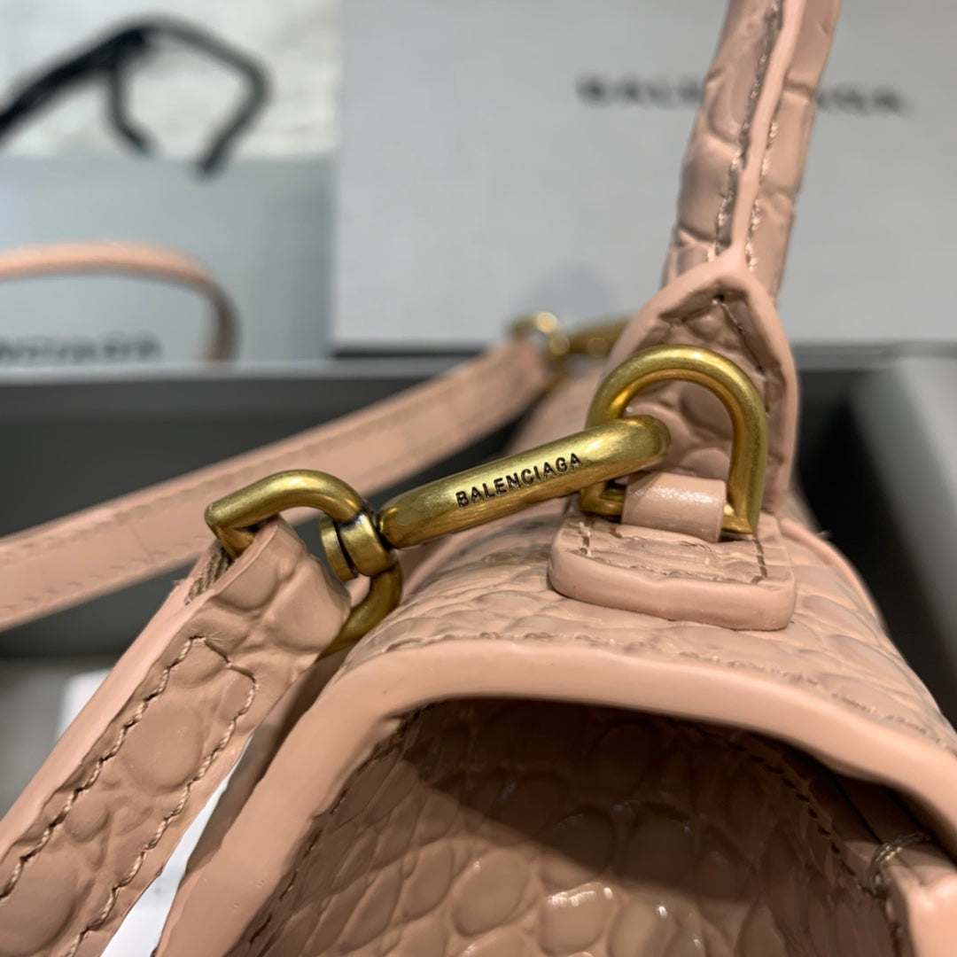 【小號】💁🏿‍♀原單Balencia巴黎家，本季重磅【裸粉色鱷魚】沙漏包，尺寸：23-10-14cm⚠#15700