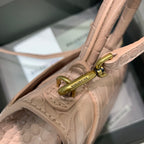 【mini】💁🏿‍♀原單Balencia巴黎家，本季重磅【裸粉色鱷魚紋】沙漏包。尺寸：19-8-11cm#15640