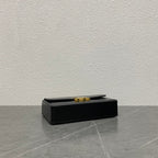 2022冬季鏈條BOX，小硬箱重複經典復古，鏈條真的是點睛之筆