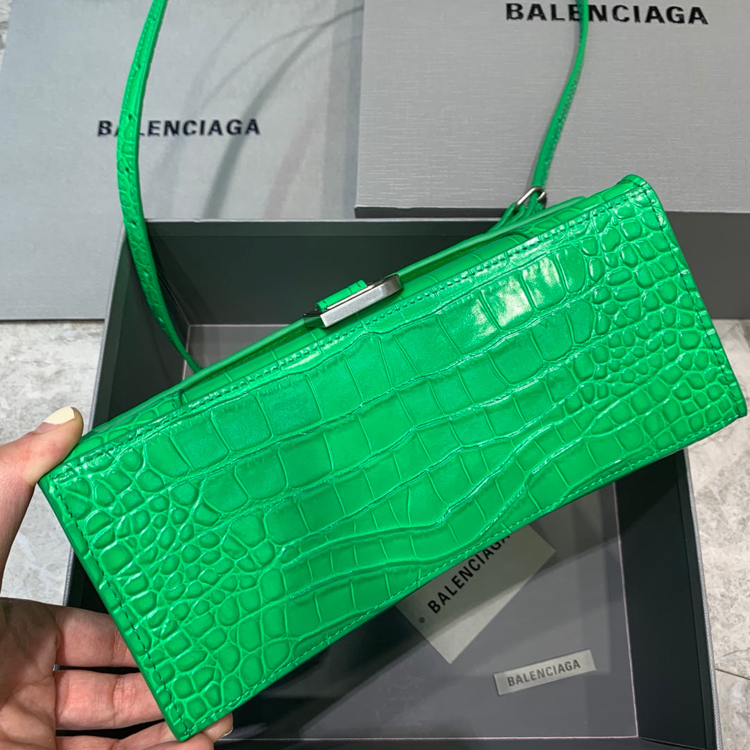 【小號】💁🏿‍♀原單Balencia巴黎家，本季重磅【鱷魚紋新綠】沙漏包，支持驗貨。尺寸：23-10-14cm⚠#15700