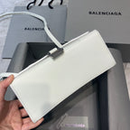 【小號】💁🏿‍♀原單Balencia巴黎家，本季重磅【荔枝紋白】沙漏包，支持驗貨。尺寸：23-10-14cm⚠搜592833型號#15700