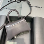 【mini號】💁🏿‍♀原單Balencia巴黎家，本季重磅【煙灰色】沙漏包，尺寸：19-8-11cm#15640