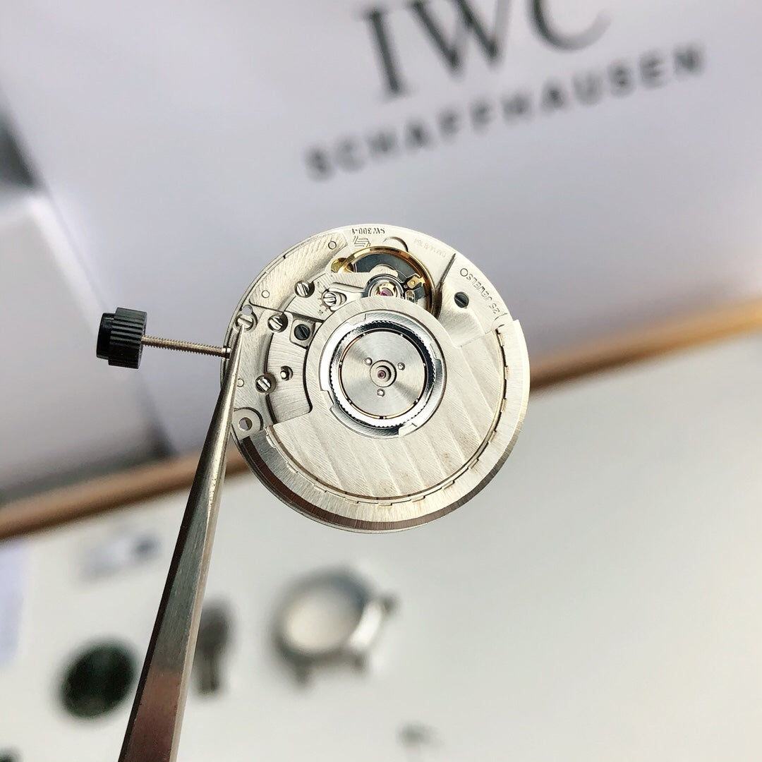 Genuine Swiss ETA SW-300 automatic mechanical movement (also known as IWC's 35100) - supports disassembly and inspection!