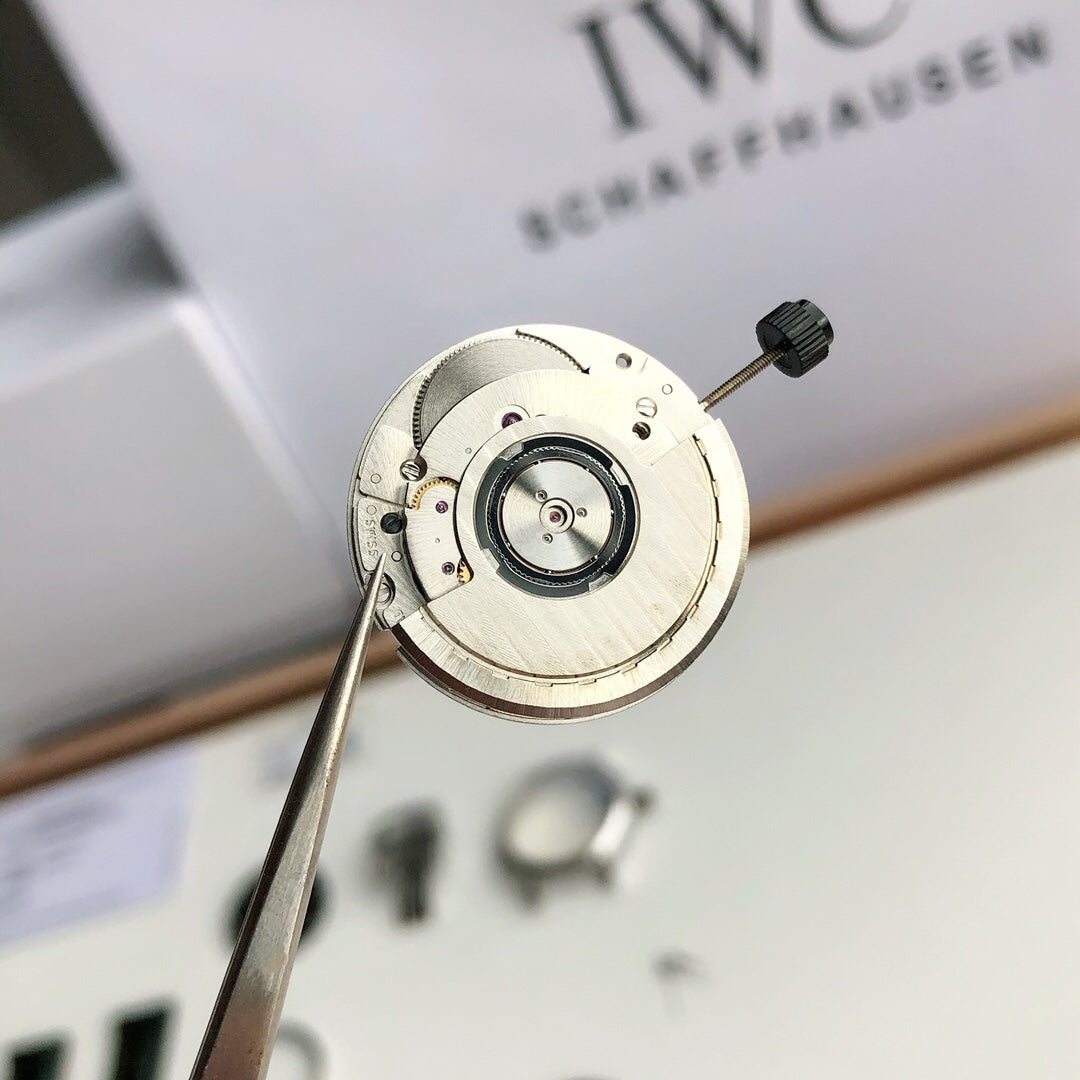 Genuine Swiss ETA SW-300 automatic mechanical movement (also known as IWC's 35100) - supports disassembly and inspection!