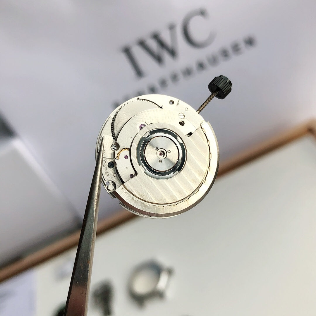Genuine Swiss ETA SW-300 automatic mechanical movement (also known as IWC's 35100) - supports disassembly and inspection!