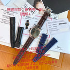 型號：IW356511。入行以來最牛硬貨！通路出口訂單！原封！缺個經銷商印章就是正品！大名鼎鼎的萬國柏濤菲諾大三針金錶，腕錶界的Gentleman，永遠像是個紳士一般存在！簡約、經典，是柏濤菲諾自動腕錶多年來保持成功的奧秘。 18K紅金錶殼，純金鑲飾和鍍金指針，突顯大氣、高顏值！錶背海港美景的精緻圖案雕刻裝飾是柏濤菲諾大三針金錶最大的特色，無處不彰顯優雅高貴！原廠瑞士Eta-2892自動機械機芯（也就是萬國自己命名的35111）