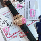型號：IW356511。入行以來最牛硬貨！通路出口訂單！原封！缺個經銷商印章就是正品！大名鼎鼎的萬國柏濤菲諾大三針金錶，腕錶界的Gentleman，永遠像是個紳士一般存在！簡約、經典，是柏濤菲諾自動腕錶多年來保持成功的奧秘。 18K紅金錶殼，純金鑲飾和鍍金指針，突顯大氣、高顏值！錶背海港美景的精緻圖案雕刻裝飾是柏濤菲諾大三針金錶最大的特色，無處不彰顯優雅高貴！原廠瑞士Eta-2892自動機械機芯（也就是萬國自己命名的35111）