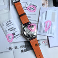 硬貨首發，市集獨家！ IW327003，316L精鋼材質，非凡工藝，讓小廠知難而退！萬國飛行員馬克十八傳承腕錶，採用原廠瑞士ETA王牌機芯w-300,40mm表徑，全數字刻度超強夜光，雙面防反光凸狀藍寶石玻璃鏡。獨家通路進口義大利SANTONI牛皮，一條牛皮成本相當於市場一般牛皮的幾倍，在許多細節的把控上都已達到業界頂級，且多項可為標桿，整表細節一絲不苟。 原廠W餘，一般人均可輕鬆駕馭，此款萬國飛行員腕錶視為萬國經典款型，任何場景著裝均適合佩戴，可謂百搭神器。全套包裝出貨