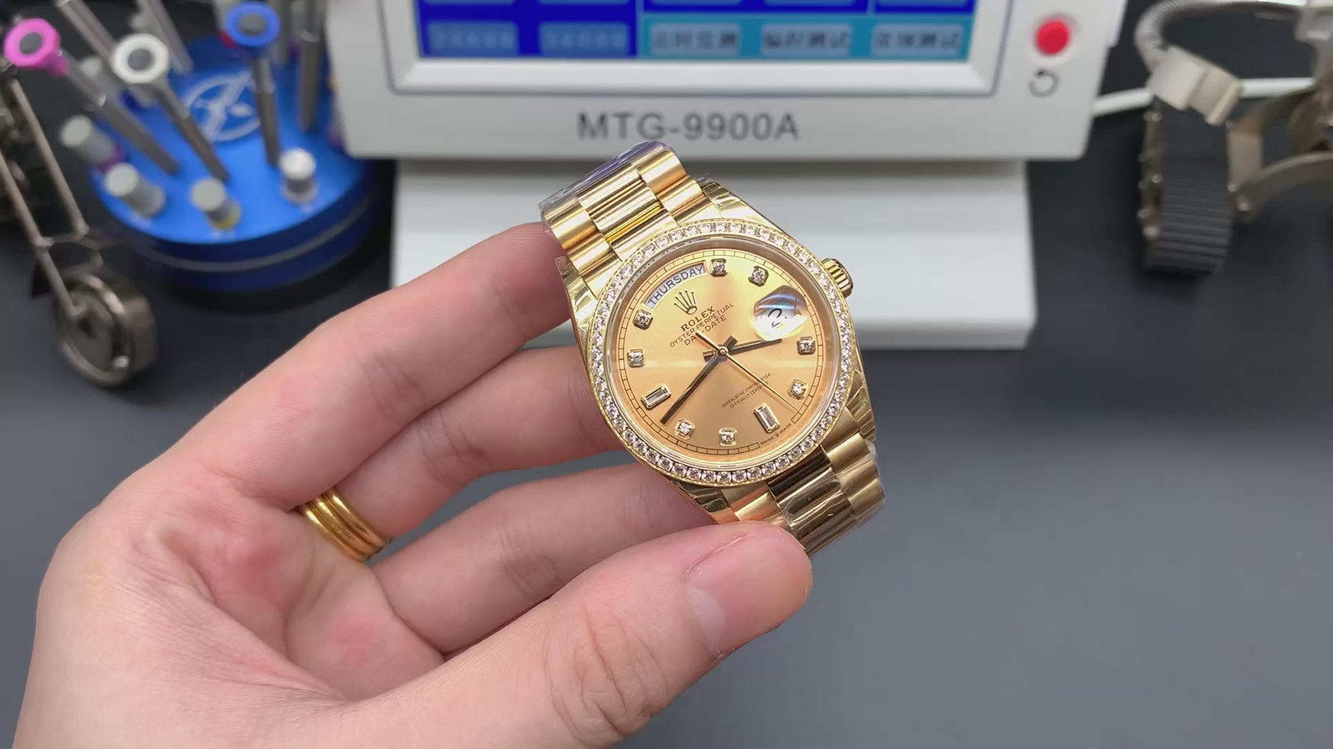 星期日誌36mm